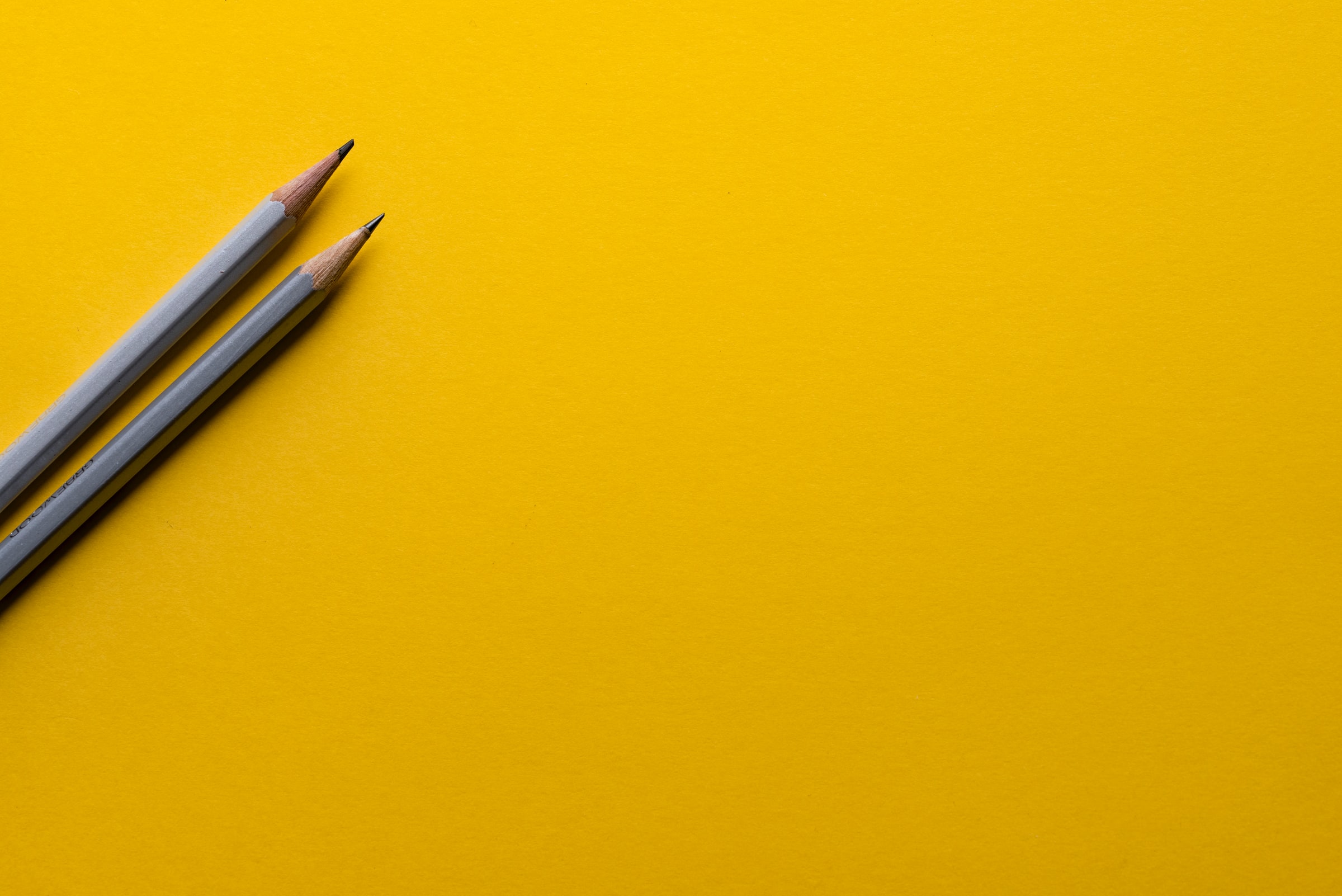 pencils-yellow